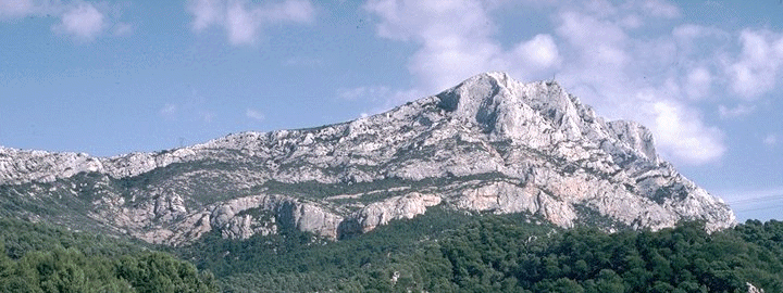 Montagne Ste Victoire.gif (140514 octets)